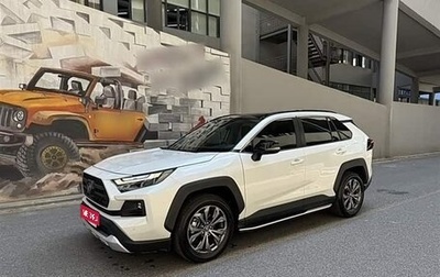 Toyota RAV4, 2022 год, 2 600 000 рублей, 1 фотография