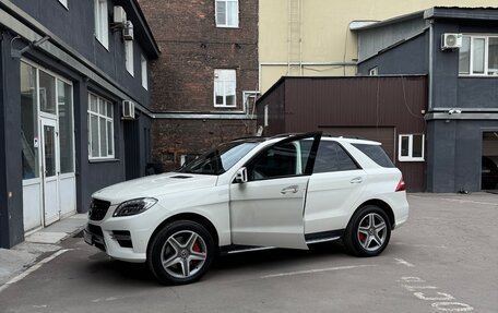 Mercedes-Benz M-Класс, 2012 год, 2 500 000 рублей, 1 фотография