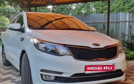 KIA Rio III рестайлинг, 2015 год, 1 400 000 рублей, 1 фотография