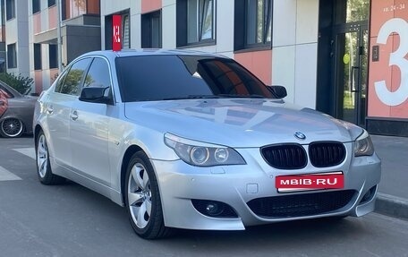 BMW 5 серия, 2003 год, 1 070 000 рублей, 1 фотография