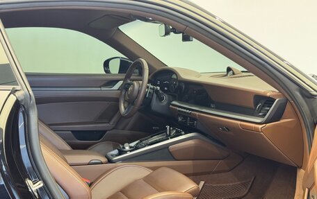 Porsche 911, 2022 год, 11 227 667 рублей, 9 фотография