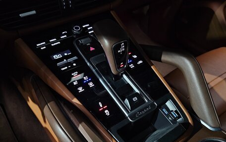 Porsche Cayenne III, 2022 год, 15 873 956 рублей, 10 фотография