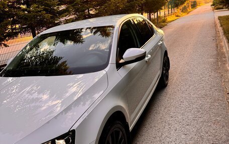 Skoda Octavia, 2018 год, 2 300 000 рублей, 2 фотография