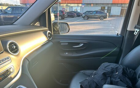 Mercedes-Benz V-Класс, 2016 год, 4 500 000 рублей, 4 фотография