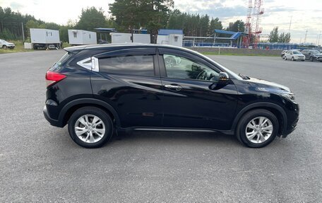 Honda Vezel, 2019 год, 2 000 000 рублей, 7 фотография