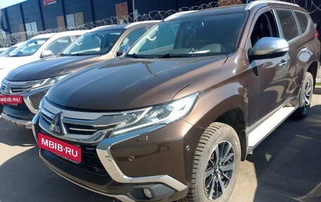 Mitsubishi Pajero Sport III рестайлинг, 2018 год, 3 100 000 рублей, 3 фотография