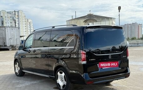 Mercedes-Benz V-Класс, 2025 год, 16 016 000 рублей, 2 фотография