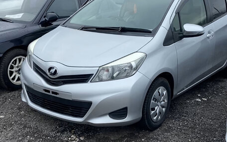 Toyota Vitz, 2012 год, 850 000 рублей, 1 фотография