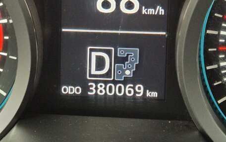 Toyota Land Cruiser 200, 2013 год, 3 250 000 рублей, 1 фотография