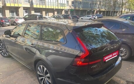 Volvo V90 Cross Country I рестайлинг, 2020 год, 5 850 000 рублей, 4 фотография