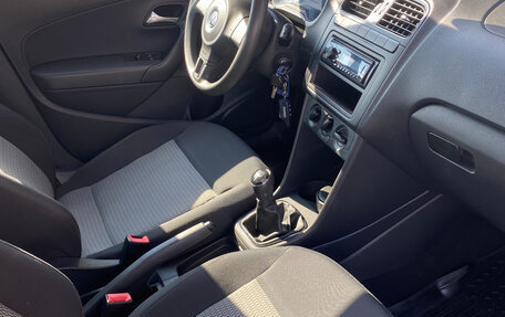Volkswagen Polo VI (EU Market), 2013 год, 890 000 рублей, 9 фотография