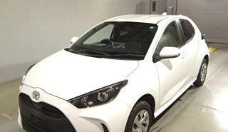 Toyota Yaris, 2021 год, 1 000 000 рублей, 1 фотография