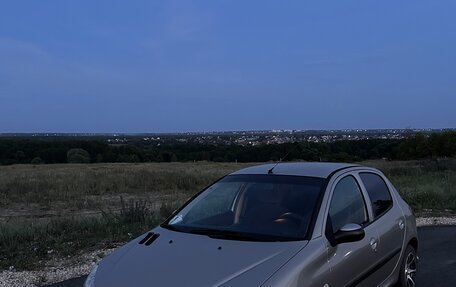 Peugeot 206, 2004 год, 430 000 рублей, 2 фотография