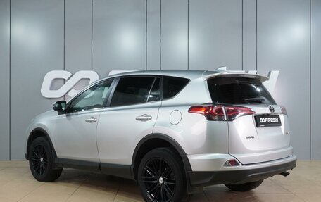 Toyota RAV4, 2019 год, 2 395 000 рублей, 2 фотография