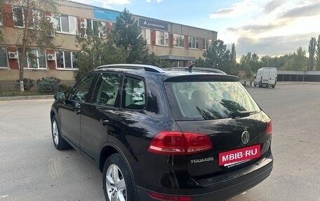 Volkswagen Touareg III, 2011 год, 1 780 000 рублей, 6 фотография