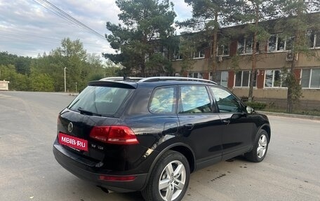 Volkswagen Touareg III, 2011 год, 1 780 000 рублей, 4 фотография