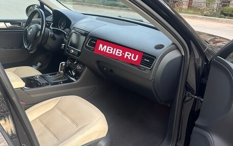 Volkswagen Touareg III, 2011 год, 1 780 000 рублей, 11 фотография