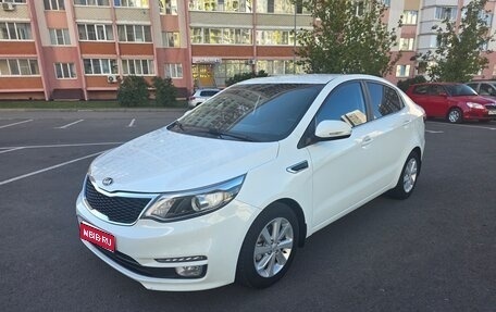 KIA Rio III рестайлинг, 2015 год, 1 050 000 рублей, 1 фотография