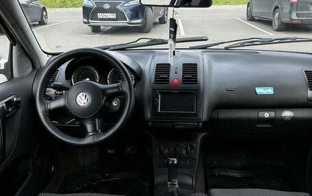 Volkswagen Polo III рестайлинг, 2001 год, 250 000 рублей, 9 фотография
