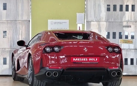 Ferrari 812, 2021 год, 36 467 752 рублей, 4 фотография
