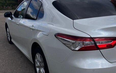 Toyota Camry, 2020 год, 3 050 000 рублей, 5 фотография