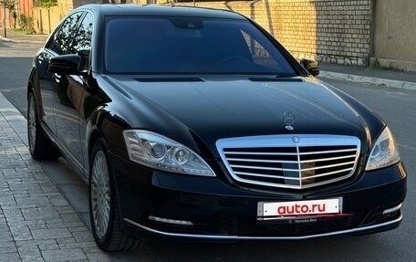 Mercedes-Benz S-Класс, 2011 год, 1 490 000 рублей, 1 фотография
