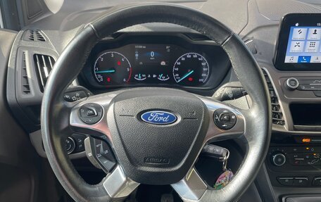 Ford Tourneo Connect II рестайлинг, 2019 год, 1 900 000 рублей, 10 фотография