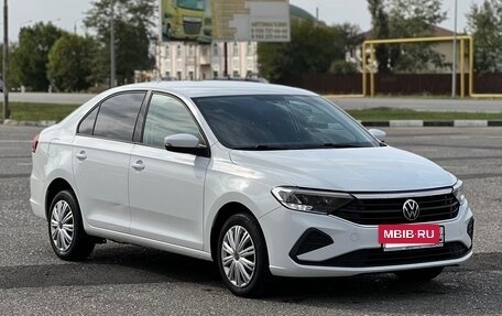 Volkswagen Polo VI (EU Market), 2021 год, 1 405 000 рублей, 2 фотография