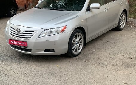 Toyota Camry, 2008 год, 1 050 000 рублей, 1 фотография