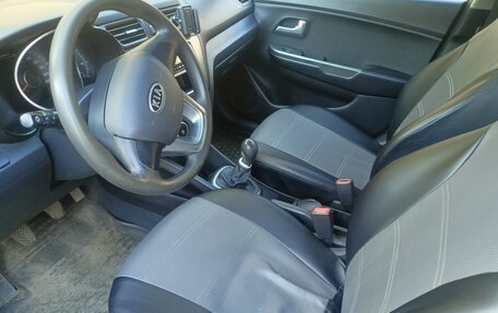 KIA Rio III рестайлинг, 2012 год, 820 000 рублей, 5 фотография