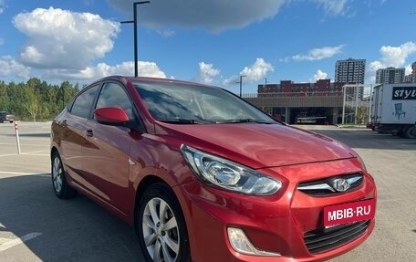 Hyundai Solaris II рестайлинг, 2011 год, 630 000 рублей, 1 фотография