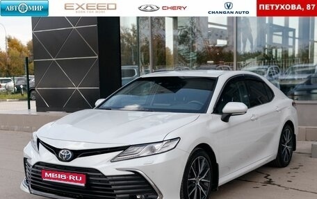 Toyota Camry, 2021 год, 3 600 000 рублей, 1 фотография