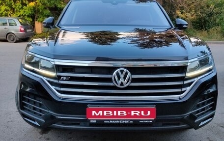 Volkswagen Touareg III, 2018 год, 4 500 000 рублей, 2 фотография