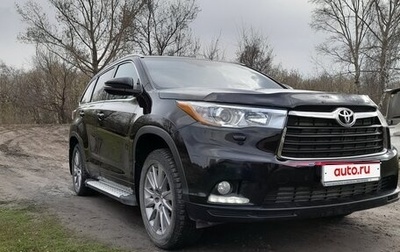 Toyota Highlander III, 2014 год, 2 800 000 рублей, 1 фотография