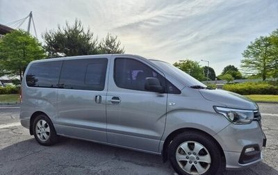 Hyundai Grand Starex Grand Starex I рестайлинг 2, 2021 год, 2 180 000 рублей, 1 фотография