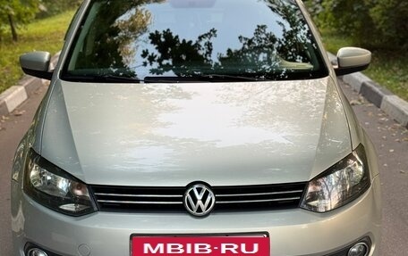 Volkswagen Polo VI (EU Market), 2011 год, 660 000 рублей, 3 фотография