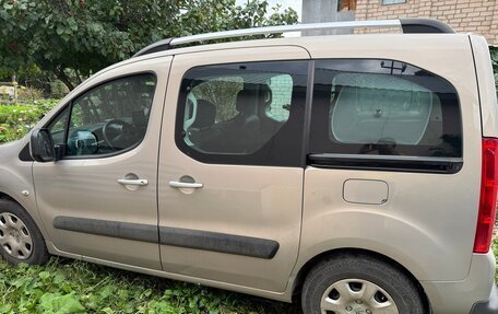 Peugeot Partner II рестайлинг 2, 2010 год, 650 000 рублей, 6 фотография