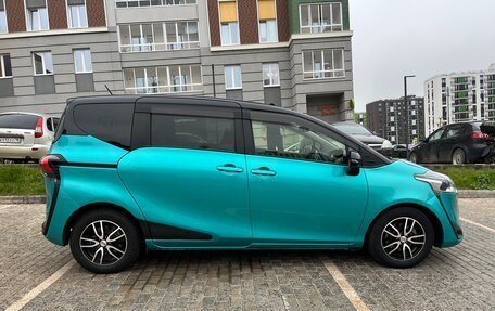 Toyota Sienta II, 2019 год, 1 380 000 рублей, 18 фотография