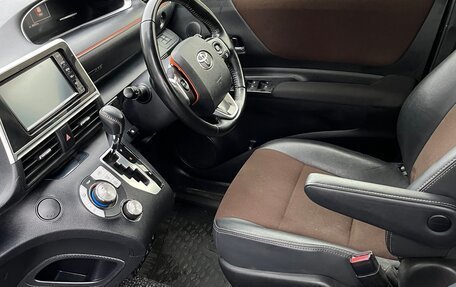 Toyota Sienta II, 2019 год, 1 380 000 рублей, 19 фотография