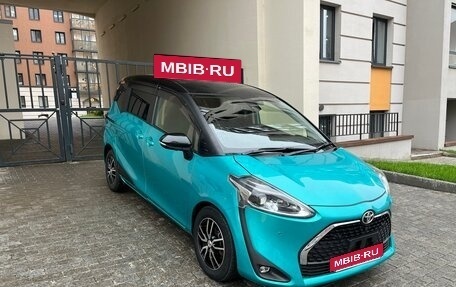 Toyota Sienta II, 2019 год, 1 380 000 рублей, 16 фотография
