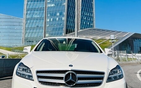 Mercedes-Benz CLS, 2013 год, 3 500 000 рублей, 2 фотография