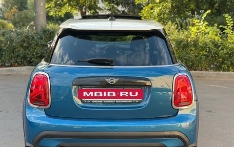 MINI Hatch, 2021 год, 2 990 000 рублей, 5 фотография