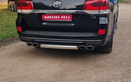 Toyota Land Cruiser 200, 2016 год, 5 150 000 рублей, 4 фотография