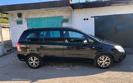 Opel Zafira B, 2008 год, 780 000 рублей, 2 фотография