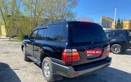 Toyota Land Cruiser 100 рестайлинг 2, 1999 год, 1 820 000 рублей, 6 фотография