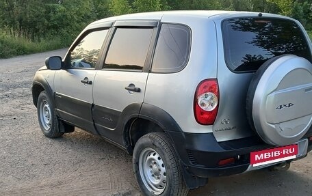 Chevrolet Niva I рестайлинг, 2011 год, 400 000 рублей, 6 фотография