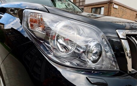 Toyota Land Cruiser Prado 150 рестайлинг 2, 2010 год, 3 650 000 рублей, 10 фотография