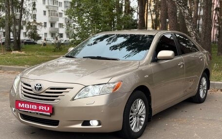Toyota Camry, 2008 год, 1 190 000 рублей, 3 фотография