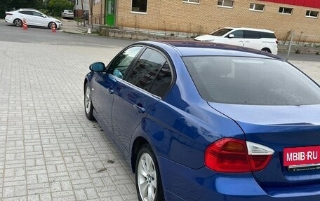 BMW 3 серия, 2007 год, 900 000 рублей, 3 фотография