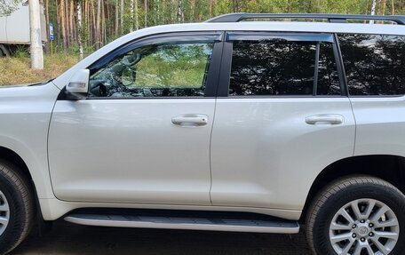 Toyota Land Cruiser Prado 150 рестайлинг 2, 2014 год, 3 300 000 рублей, 7 фотография
